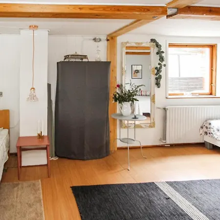 Stunning In Sams With 3 Bedrooms Holiday home Onsbjerg
