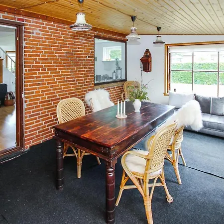 Stunning In Sams With 3 Bedrooms *
